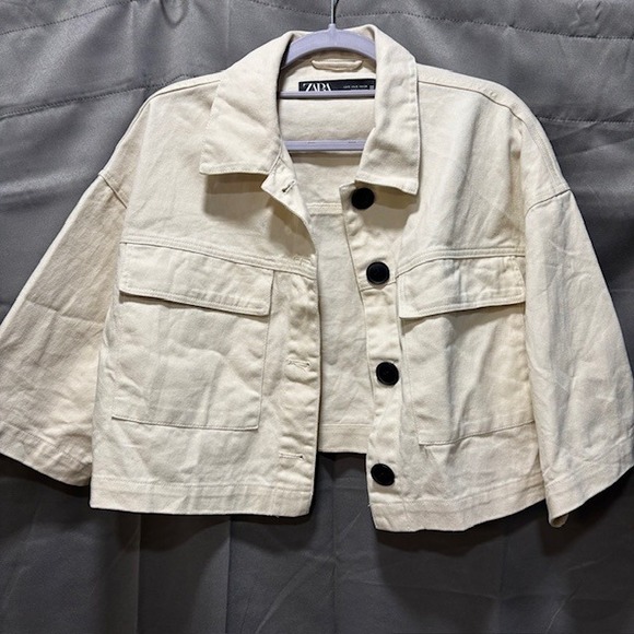 Zara Cream Cropped Denim Jacket, Boxy Fit, Button Up, Collared, Womens - Picture 1 of 5